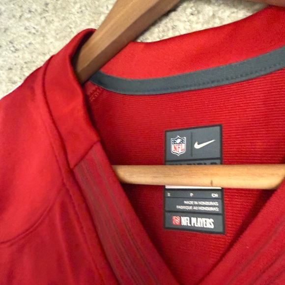 NFL Red 49ers NWOT authentic and rare retired players Women's Jersey - Picture 11 of 12